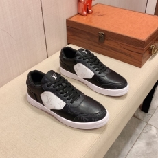 Louis Vuitton Low Shoes